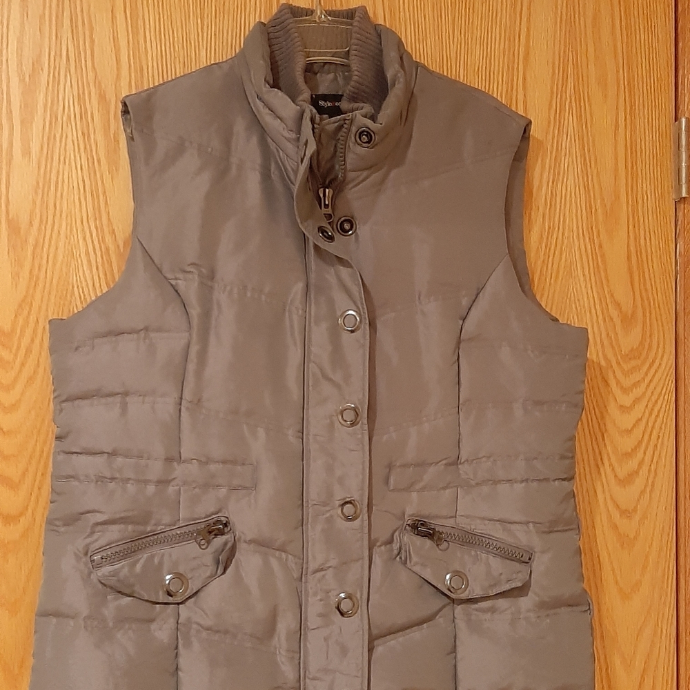 Style & Co Down Sport Vest Size XL